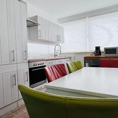 Grosszuegige, 95m2-wohnung An Der Hunte Mit 3 Schlafzimmern Fuer 5 Gaeste, Mit Parkplaetzen Apartment