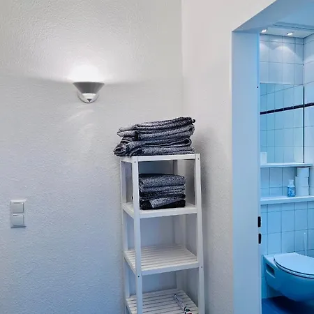 Grosszuegige, 95m2-wohnung An Der Hunte Mit 3 Schlafzimmern Fuer 5 Gaeste, Mit Parkplaetzen * 올덴부르크